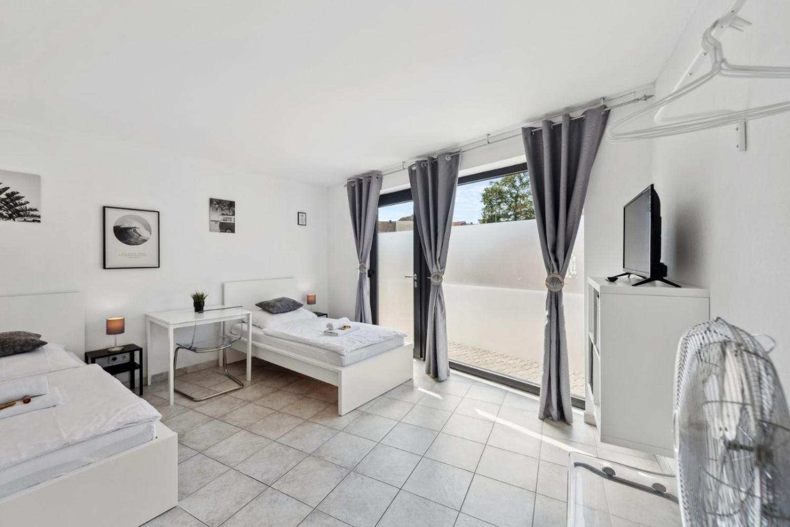 Andriss - Travel & Work - 5 Bedroom - Kitchen - Parking Kaiserslautern Exteriör bild